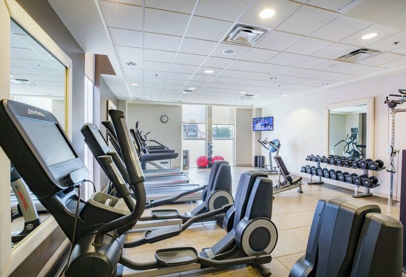 هتل Hilton Nashville Downtown