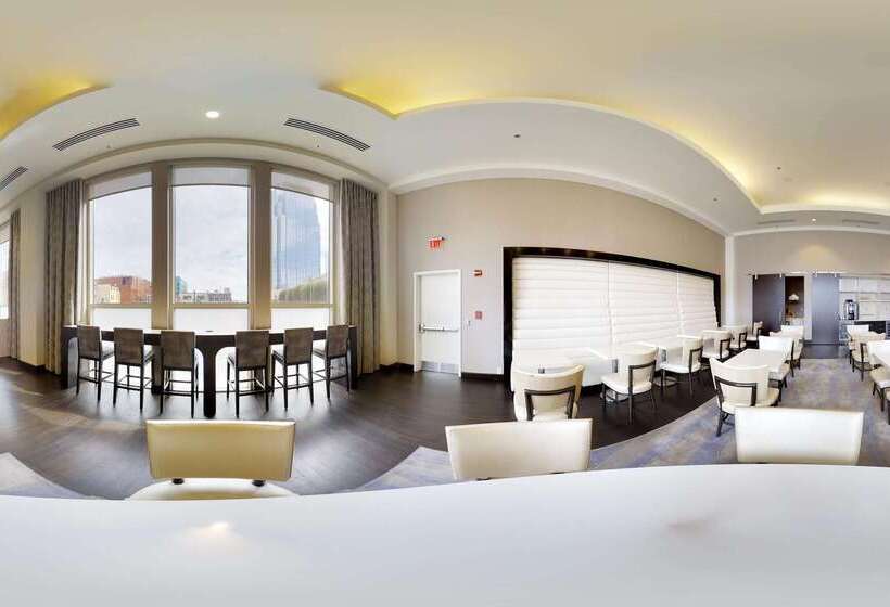 هتل Hilton Nashville Downtown