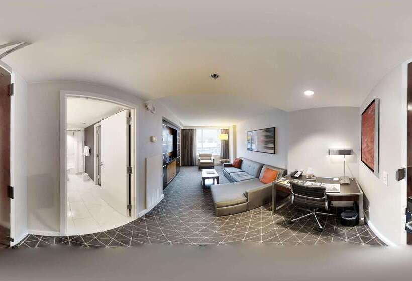 هتل Hilton Nashville Downtown