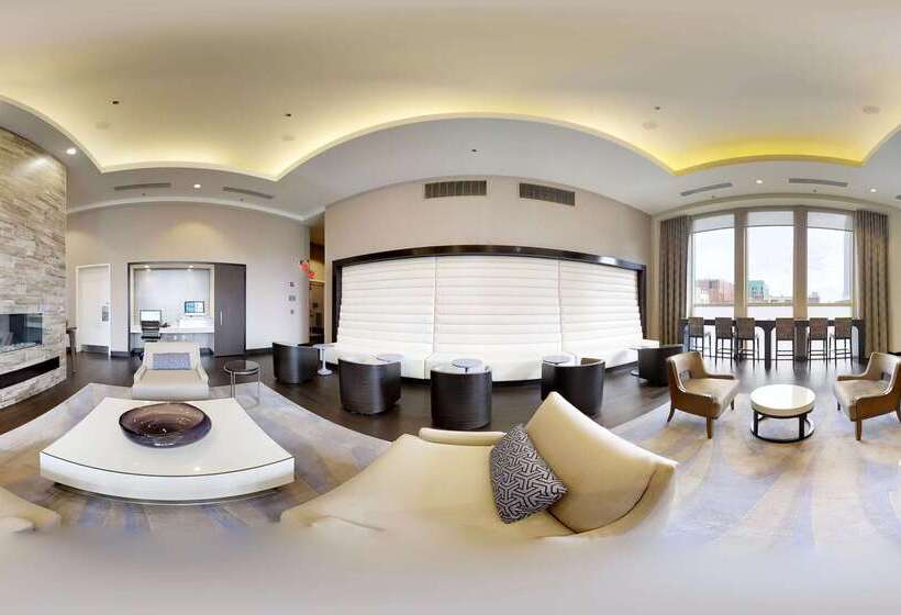 هتل Hilton Nashville Downtown