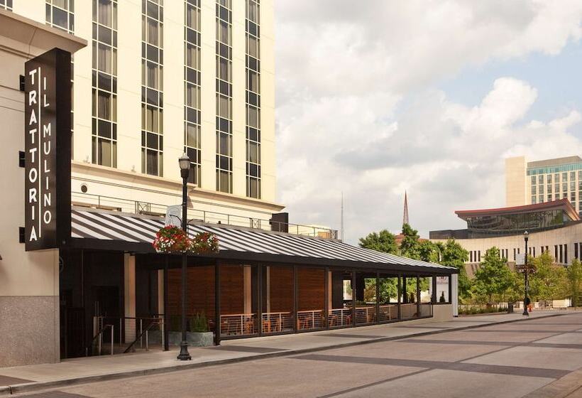 هتل Hilton Nashville Downtown