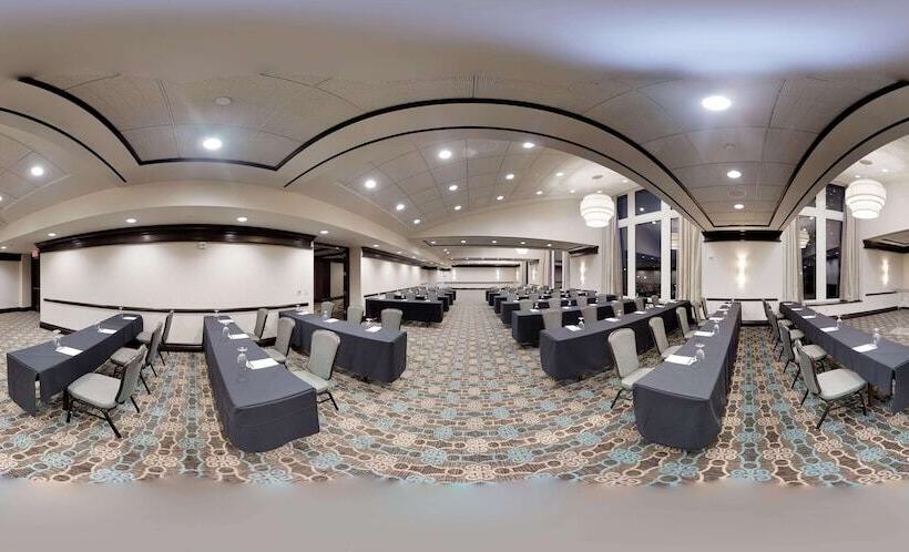 هتل Hilton Nashville Downtown