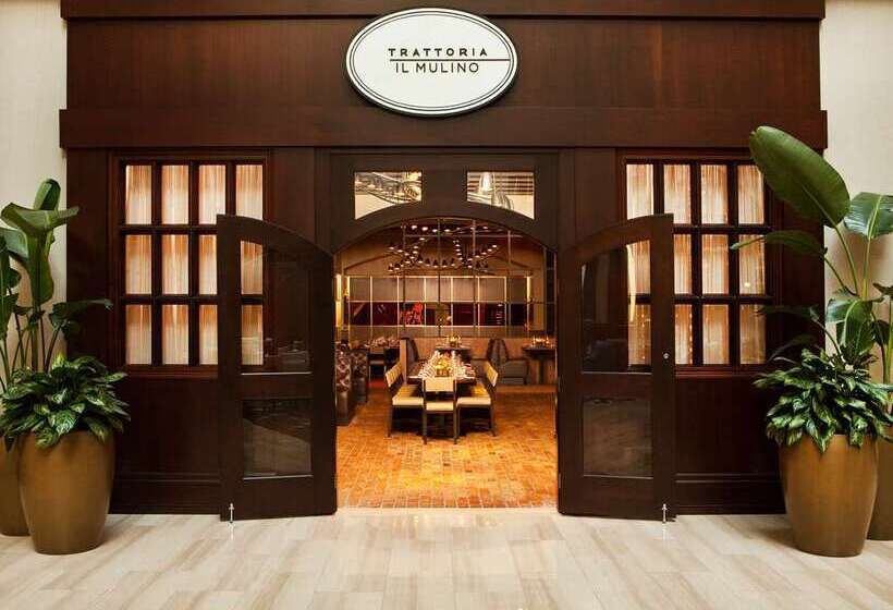 هتل Hilton Nashville Downtown