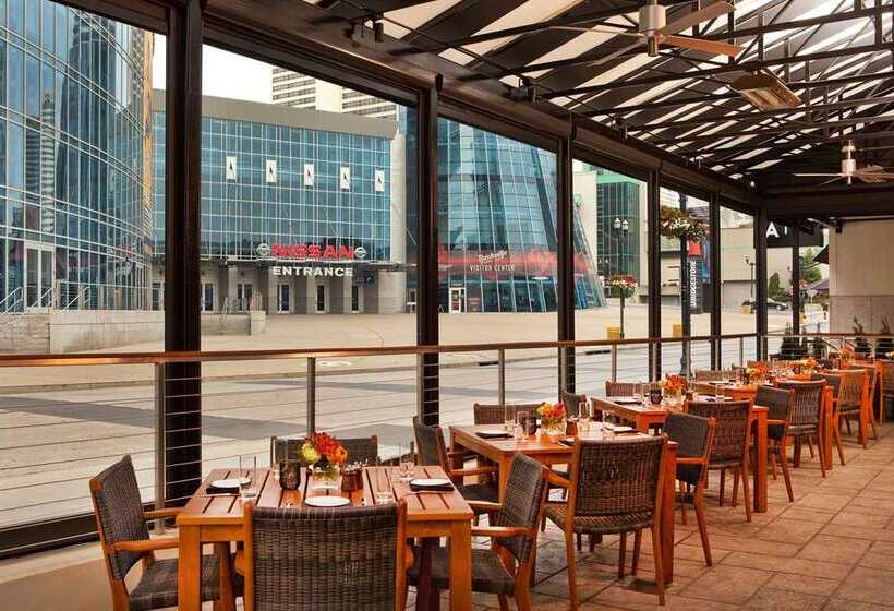 هتل Hilton Nashville Downtown
