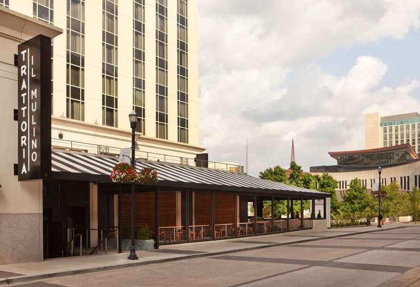 هتل Hilton Nashville Downtown