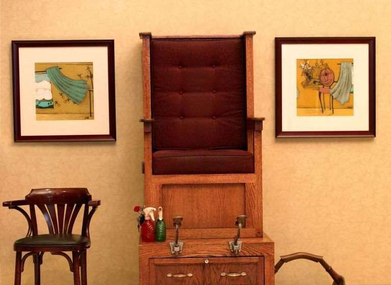 هتل Hilton Nashville Downtown