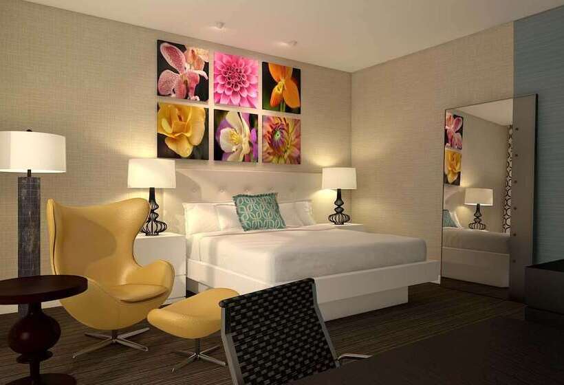 Отель Hilton San Diego Gaslamp Quarter