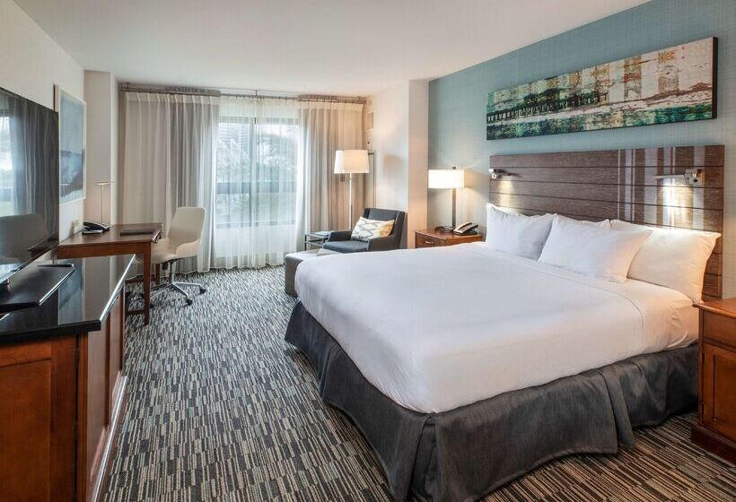 Отель Hilton San Diego Gaslamp Quarter