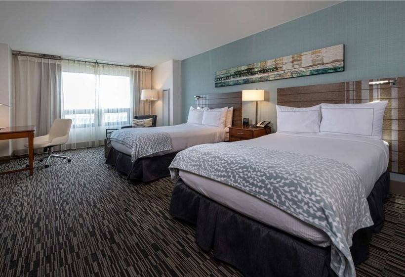 Отель Hilton San Diego Gaslamp Quarter