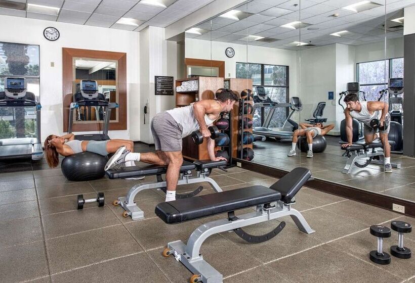 Отель Hilton San Diego Gaslamp Quarter