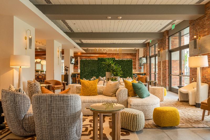 Отель Hilton San Diego Gaslamp Quarter