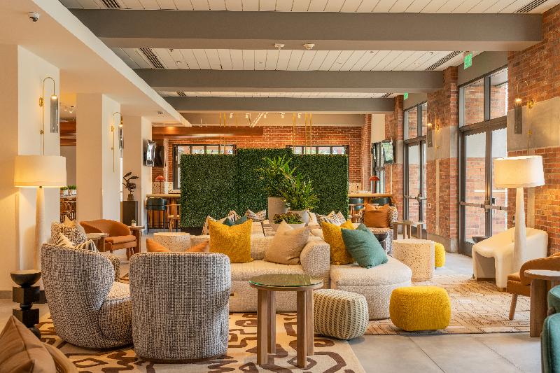 Отель Hilton San Diego Gaslamp Quarter