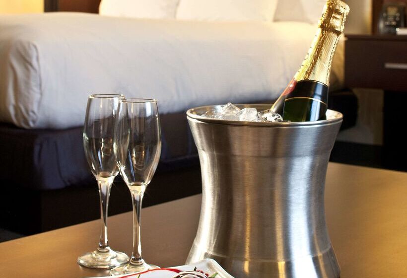 هتل Hilton Scranton & Conference Center