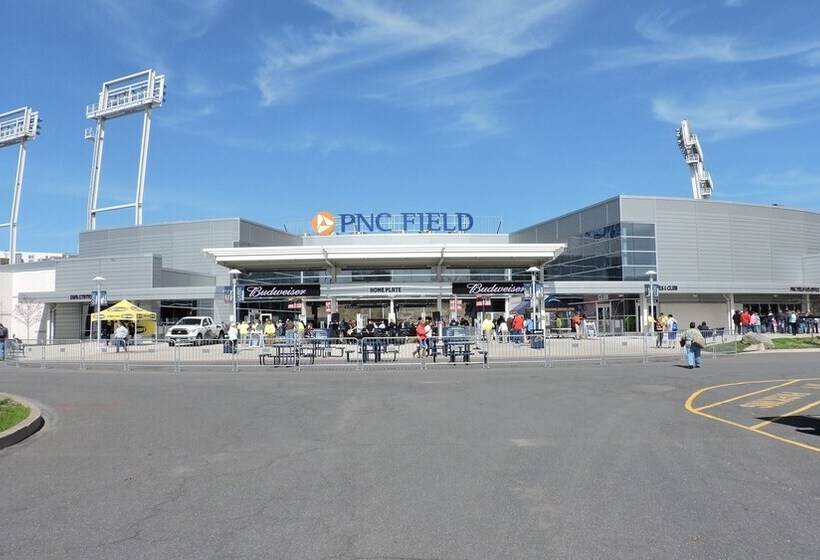 هتل Hilton Scranton & Conference Center