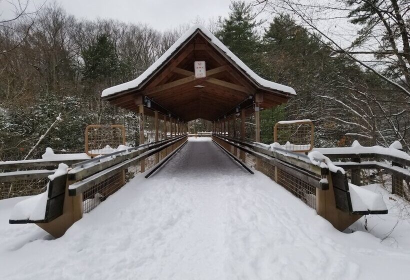 هتل Hilton Scranton & Conference Center