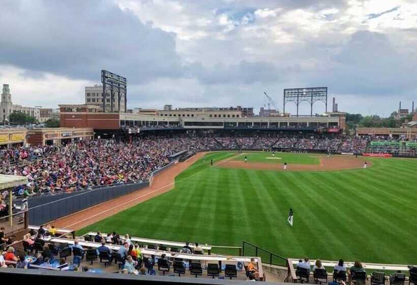 هتل Hilton Scranton & Conference Center