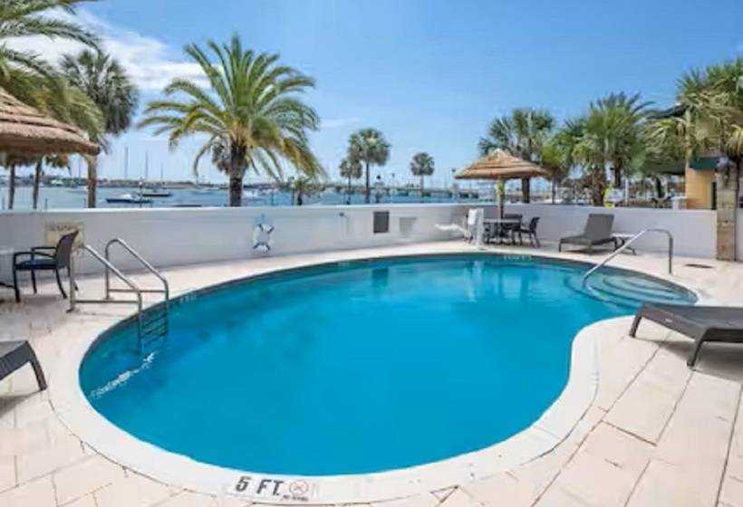 فندق Hilton St. Augustine Historic Bayfront