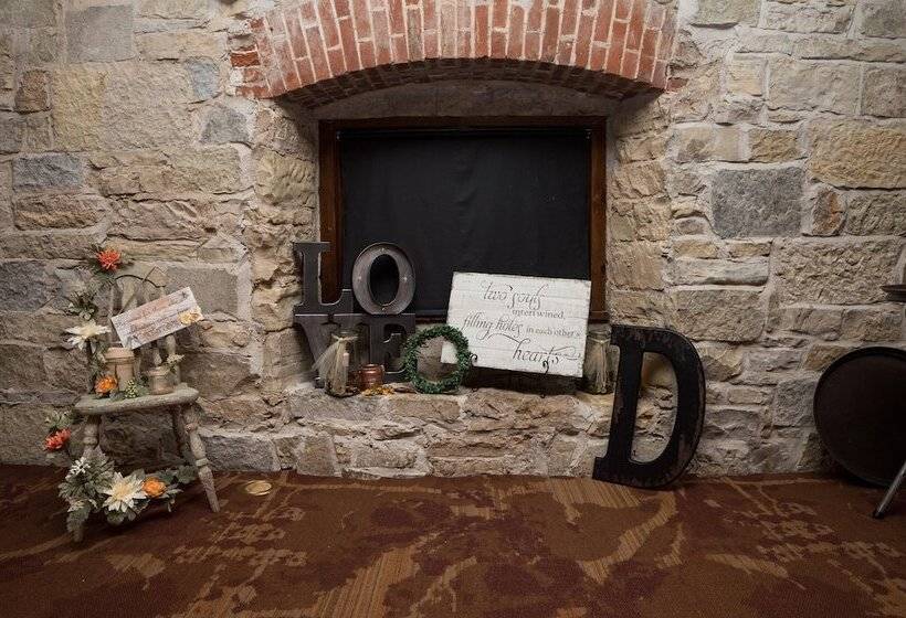 فندق Holiday Inn At Six Flags Saint Louis, An Ihg