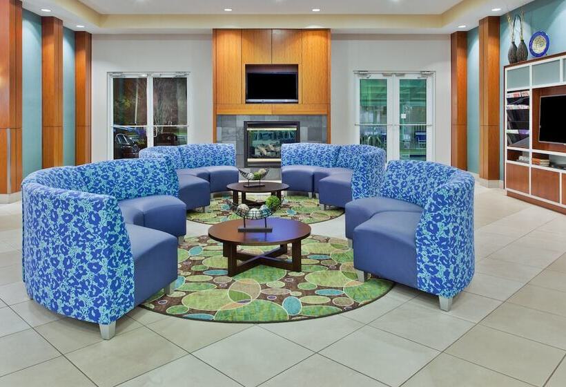 ホテル Holiday Inn Brunswick By Ihg