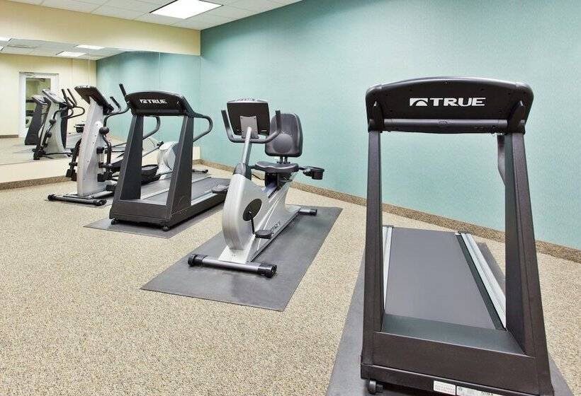 ホテル Holiday Inn Brunswick By Ihg