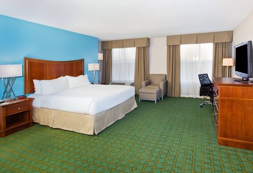 ホテル Holiday Inn Brunswick By Ihg