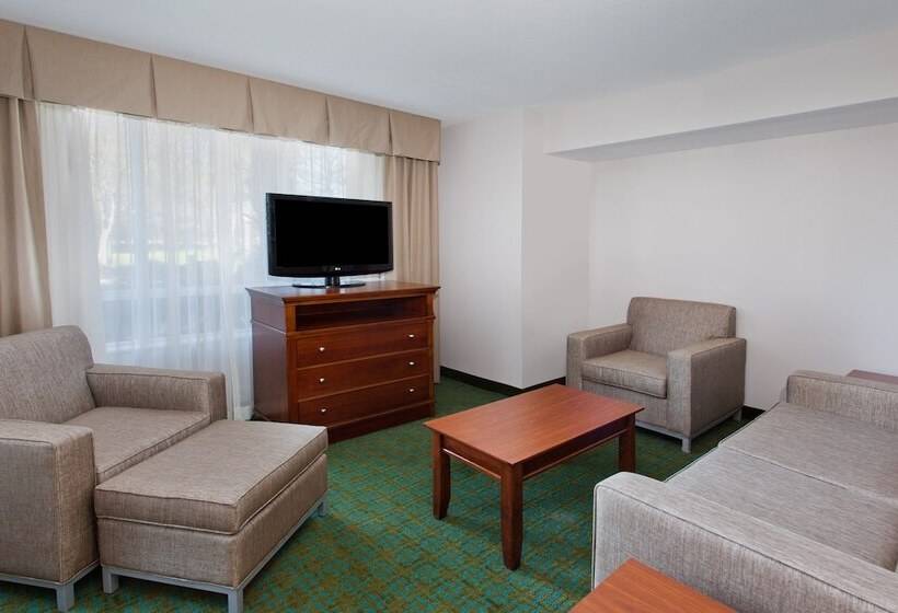 ホテル Holiday Inn Brunswick By Ihg