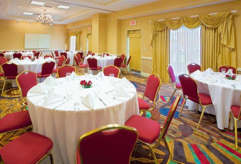 호텔 Holiday Inn Chantilly Dulles Expo Airport, An Ihg