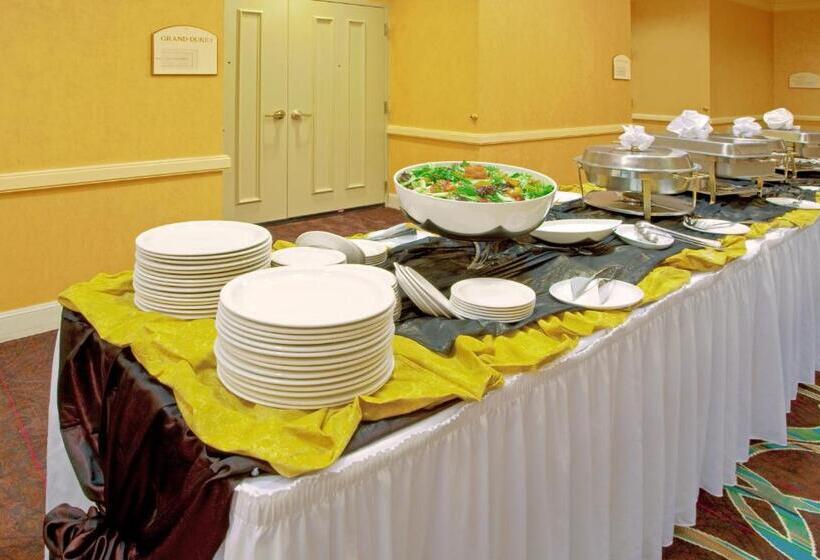 호텔 Holiday Inn Chantilly Dulles Expo Airport, An Ihg