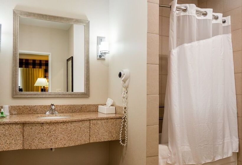 فندق Holiday Inn & Conference Center Marshfield By Ihg