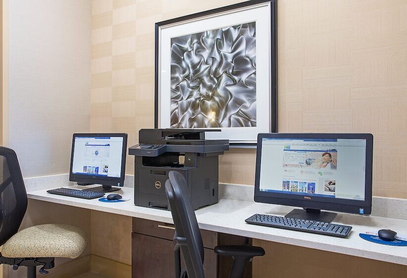 فندق Holiday Inn Express Berea, An Ihg