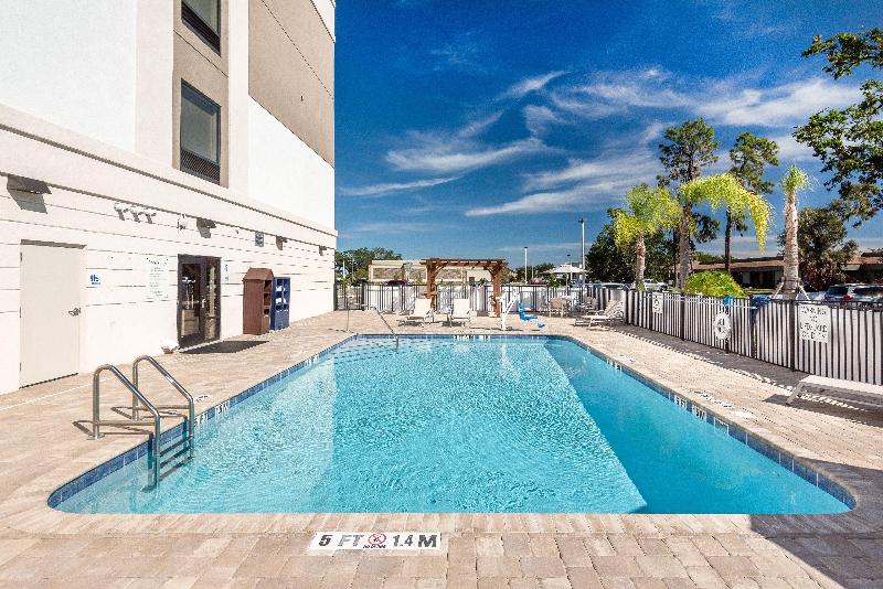 בית מלון כפרי Holiday Inn Express & Suites Lakeland South By Ihg