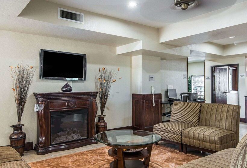 فندق Holiday Inn Kansas City Downtown By Ihg