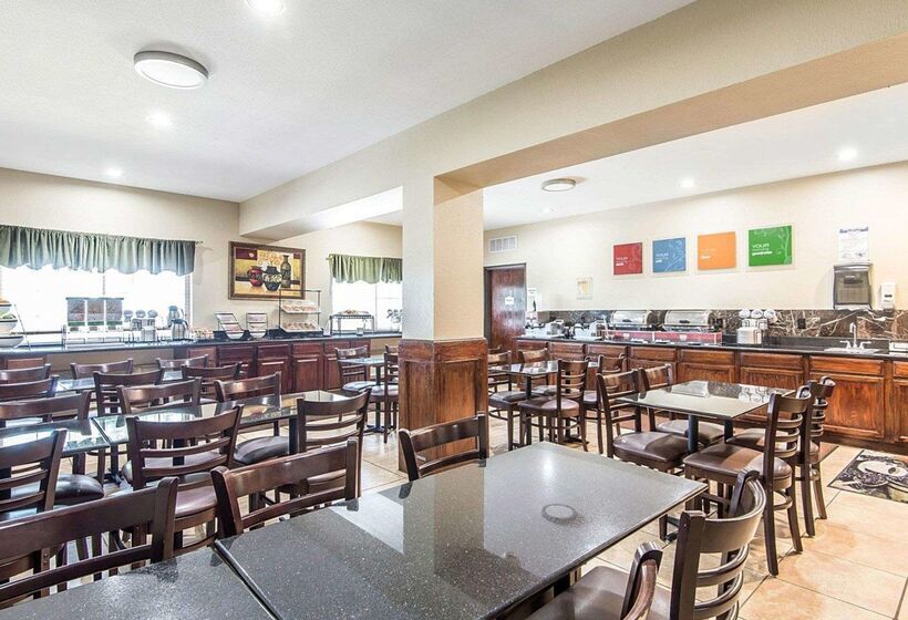 فندق Holiday Inn Kansas City Downtown By Ihg