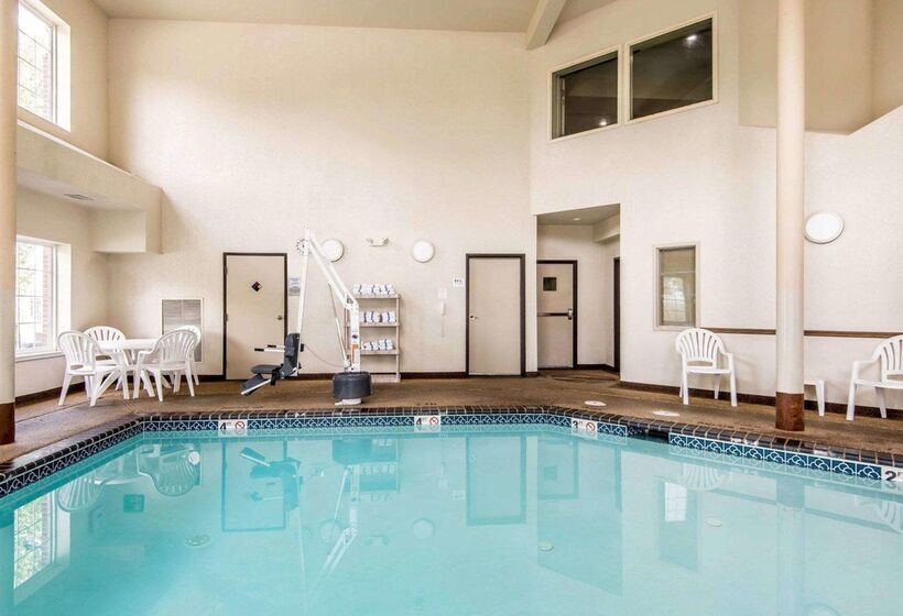 فندق Holiday Inn Kansas City Downtown By Ihg