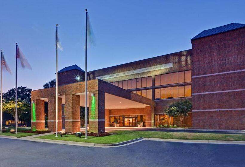 בית מלון כפרי Holiday Inn Memphis University Of Memphis, An Ihg