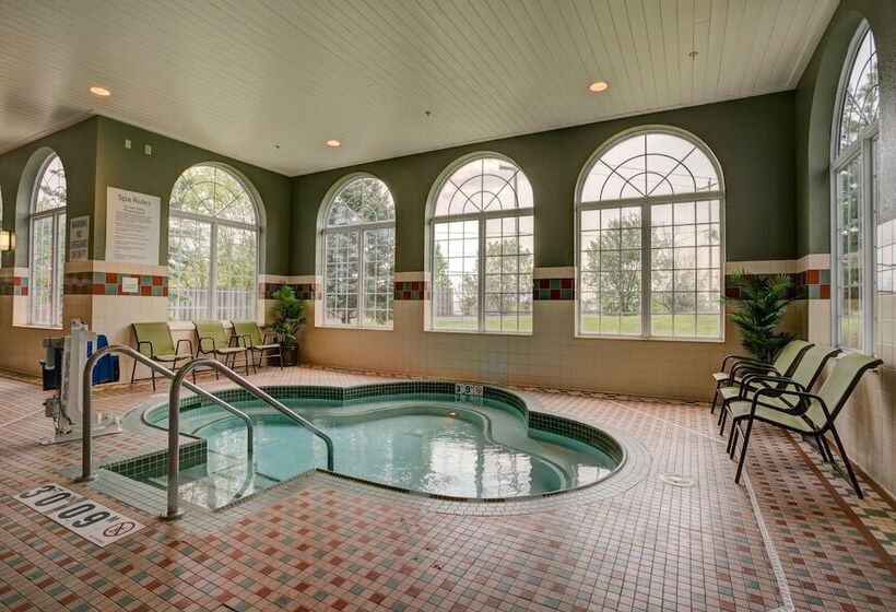 בית מלון כפרי Holiday Inn Milwaukee Airport, An Ihg