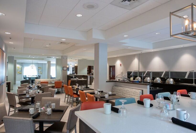 هتل Holiday Inn & Suites Raleigh Cary, An Ihg