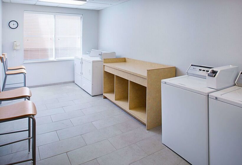 هتل Homewood Suites By Hilton Albuquerque Uptown