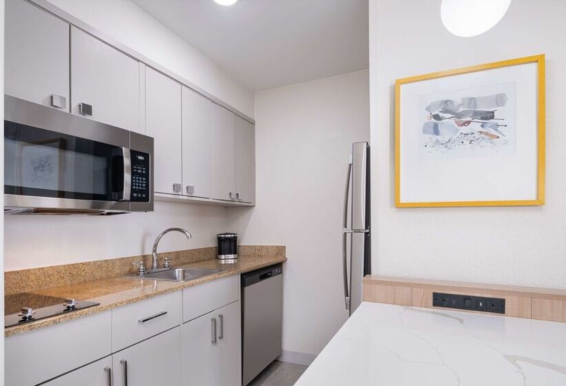 فندق Homewood Suites By Hilton Columbia