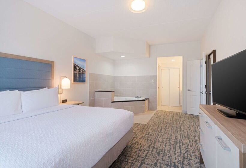 هتل Homewood Suites By Hilton Columbia