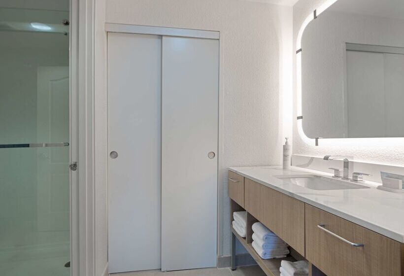 هتل Homewood Suites By Hilton Columbia