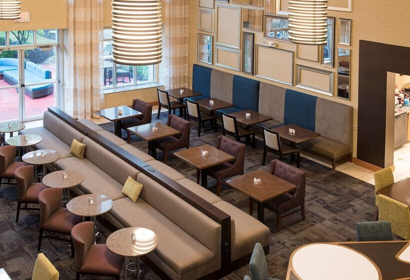 هتل Homewood Suites By Hilton Columbus/airport
