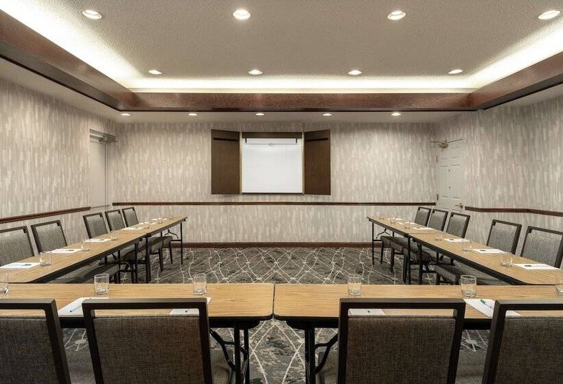 فندق Homewood Suites Erie