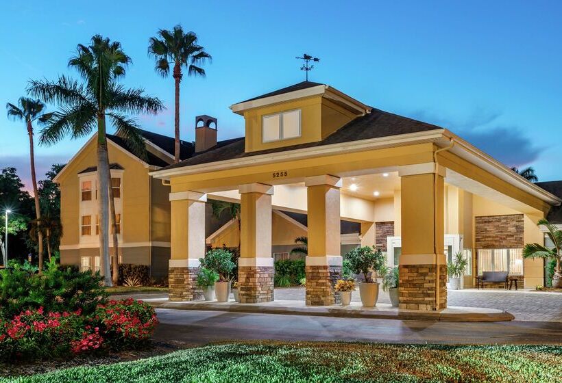 فندق Homewood Suites By Hilton Fort Myers