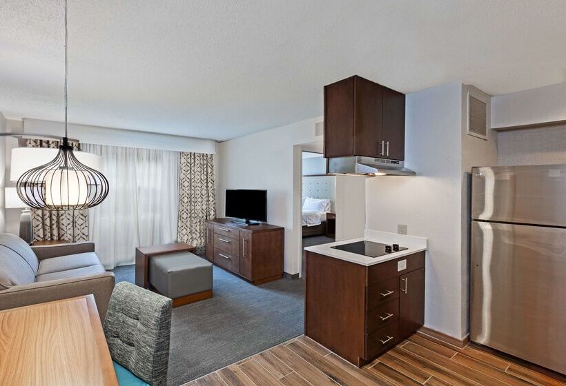 Отель Homewood Suites By Hilton Greensboro