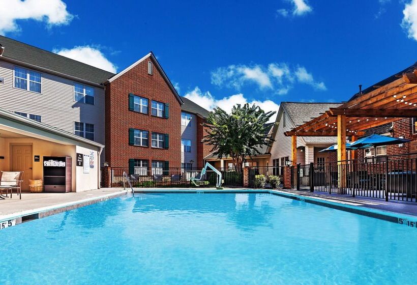 בית מלון כפרי Homewood Suites By Hilton Greensboro