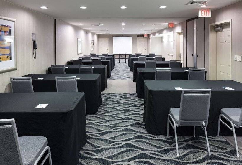 فندق Homewood Suites By Hilton Mahwah