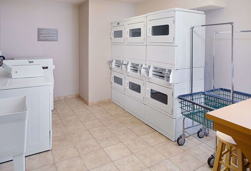 فندق Homewood Suites By Hilton Manchester/airport