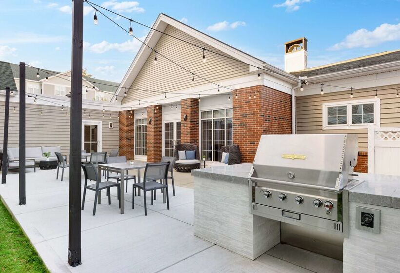 فندق Homewood Suites By Hilton Manchester/airport