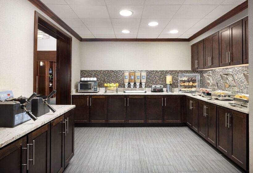 فندق Homewood Suites By Hilton Manchester/airport